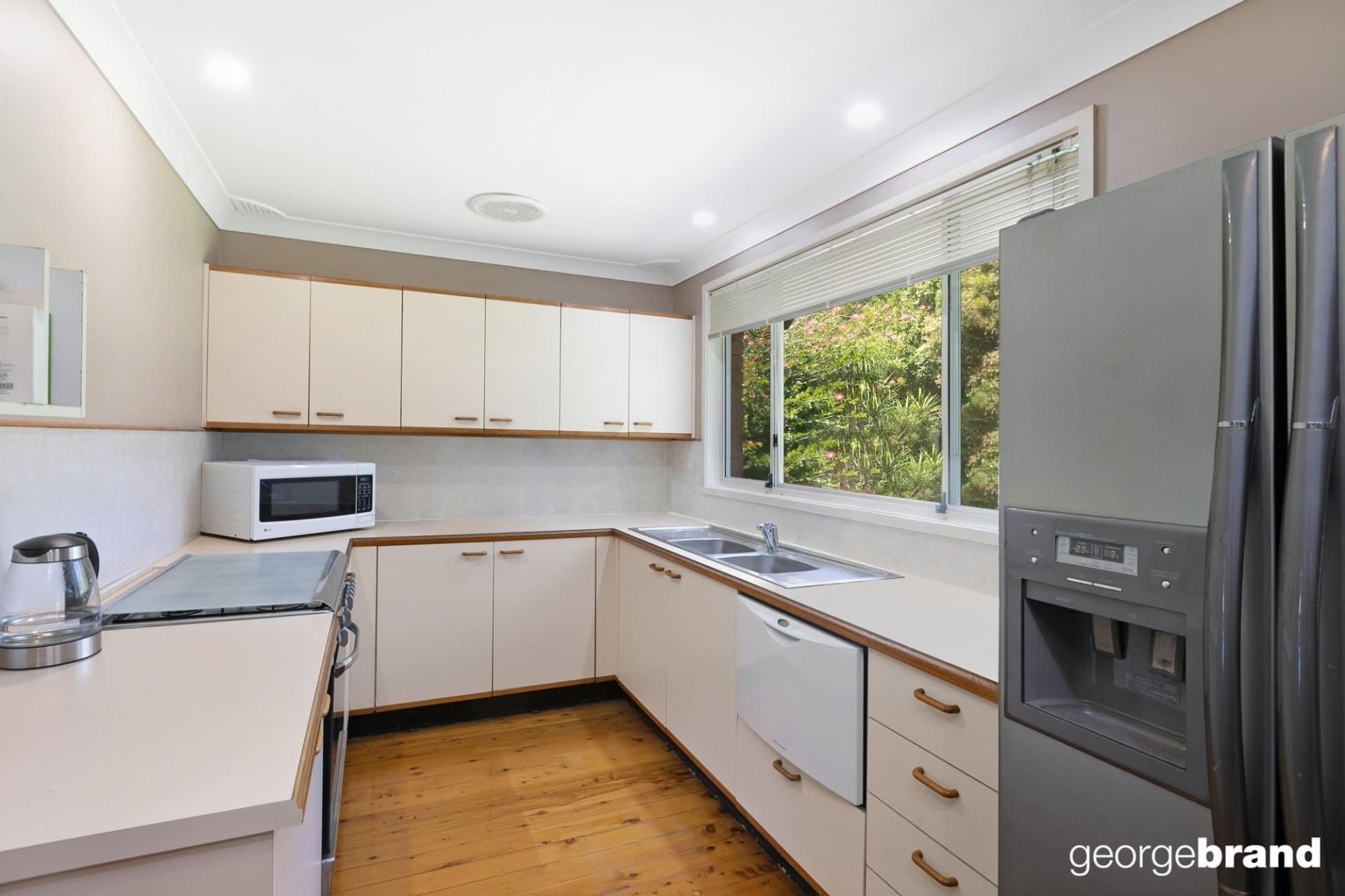 11 Gurrigal Street KINCUMBER NSW, Kincumber - Thumbnail 4