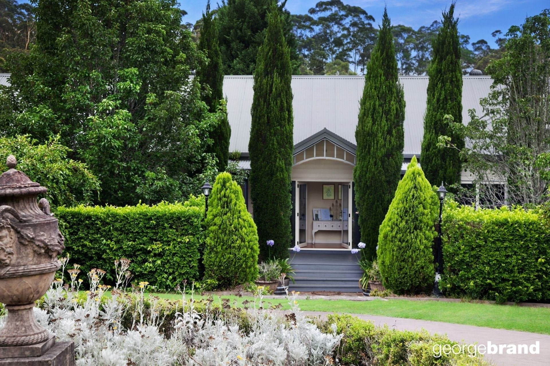 243 Avoca Drive KINCUMBER NSW, Kincumber - Image 1