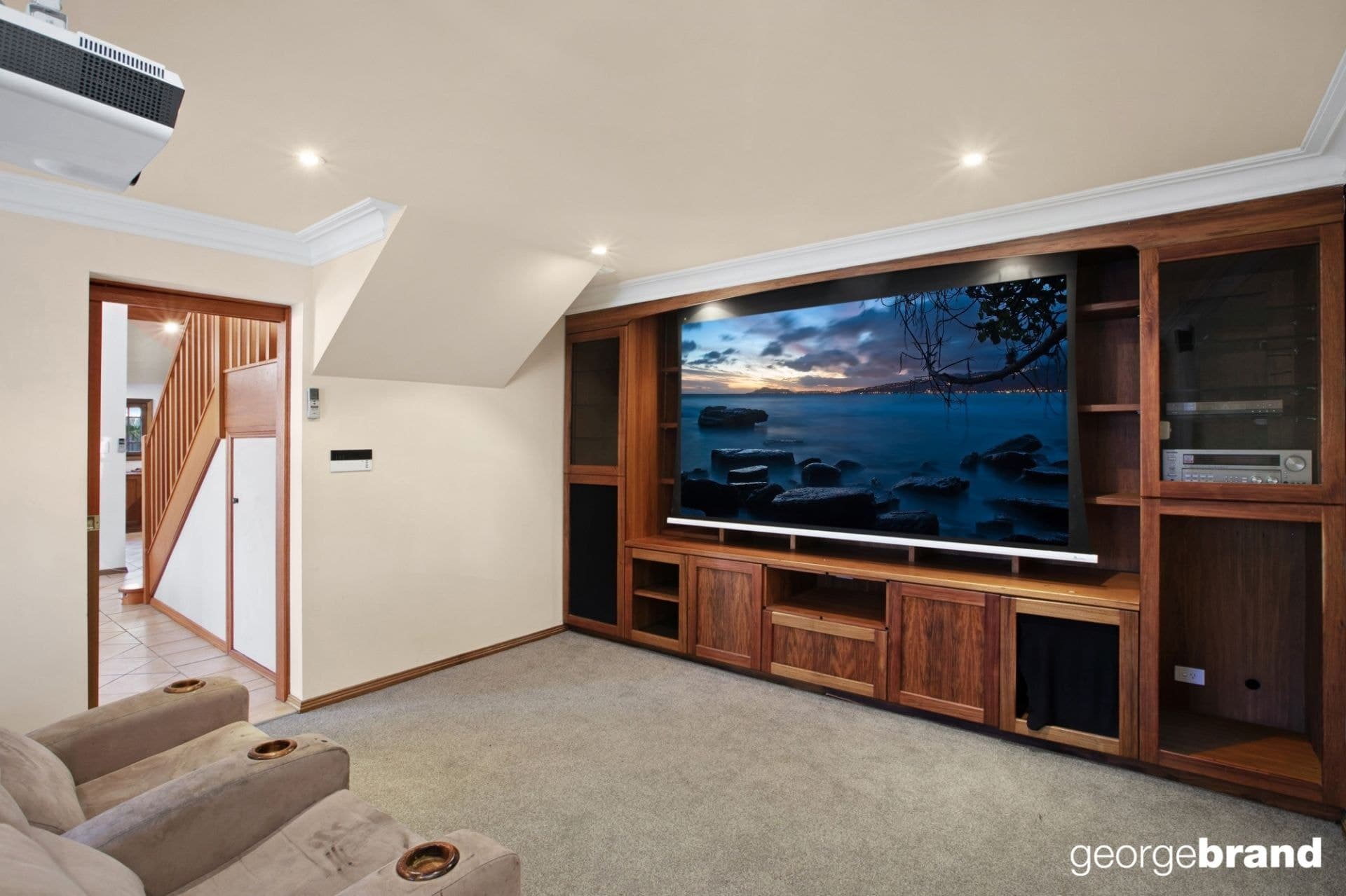 19 Waldron Road KINCUMBER NSW, Kincumber - Thumbnail 5