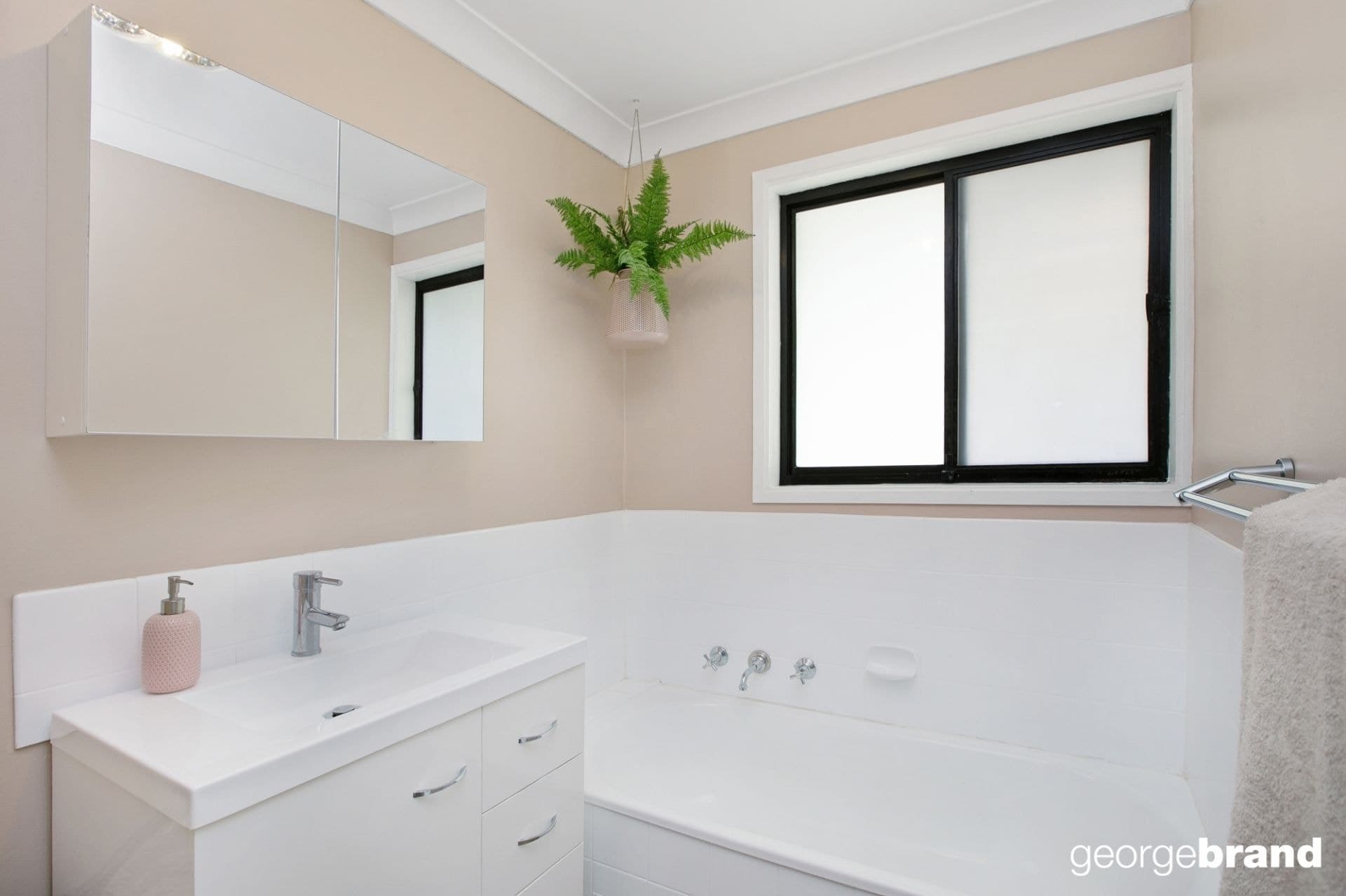 7 Samantha Crescent KINCUMBER NSW, Kincumber - Thumbnail 6