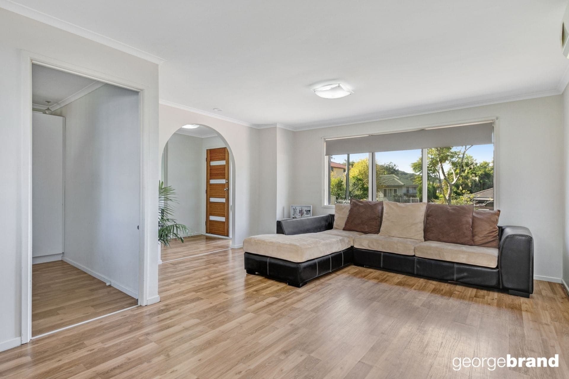 1 Algona Avenue KINCUMBER NSW, Kincumber - Image 1