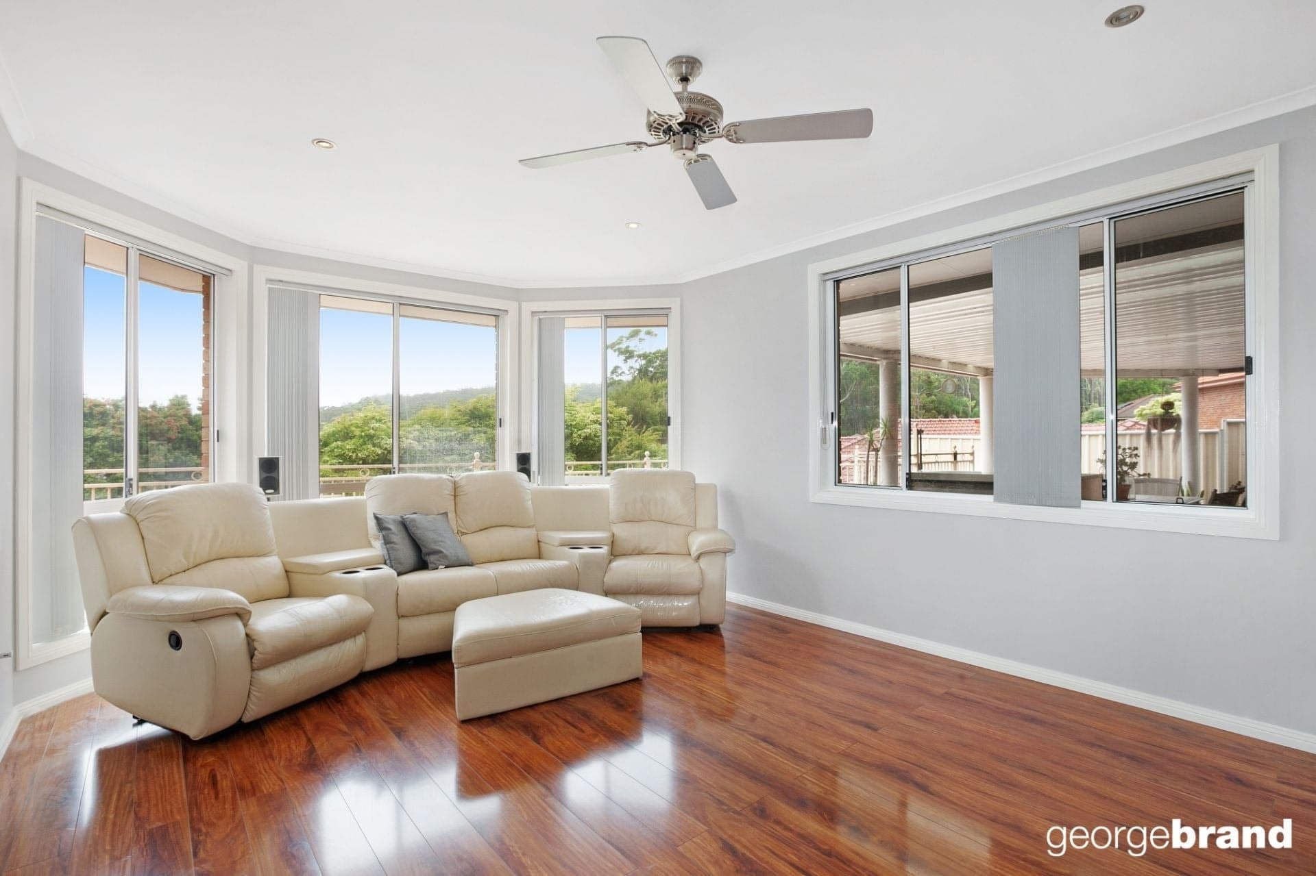 4 Mount Place GREEN POINT NSW, Green Point - Image 1