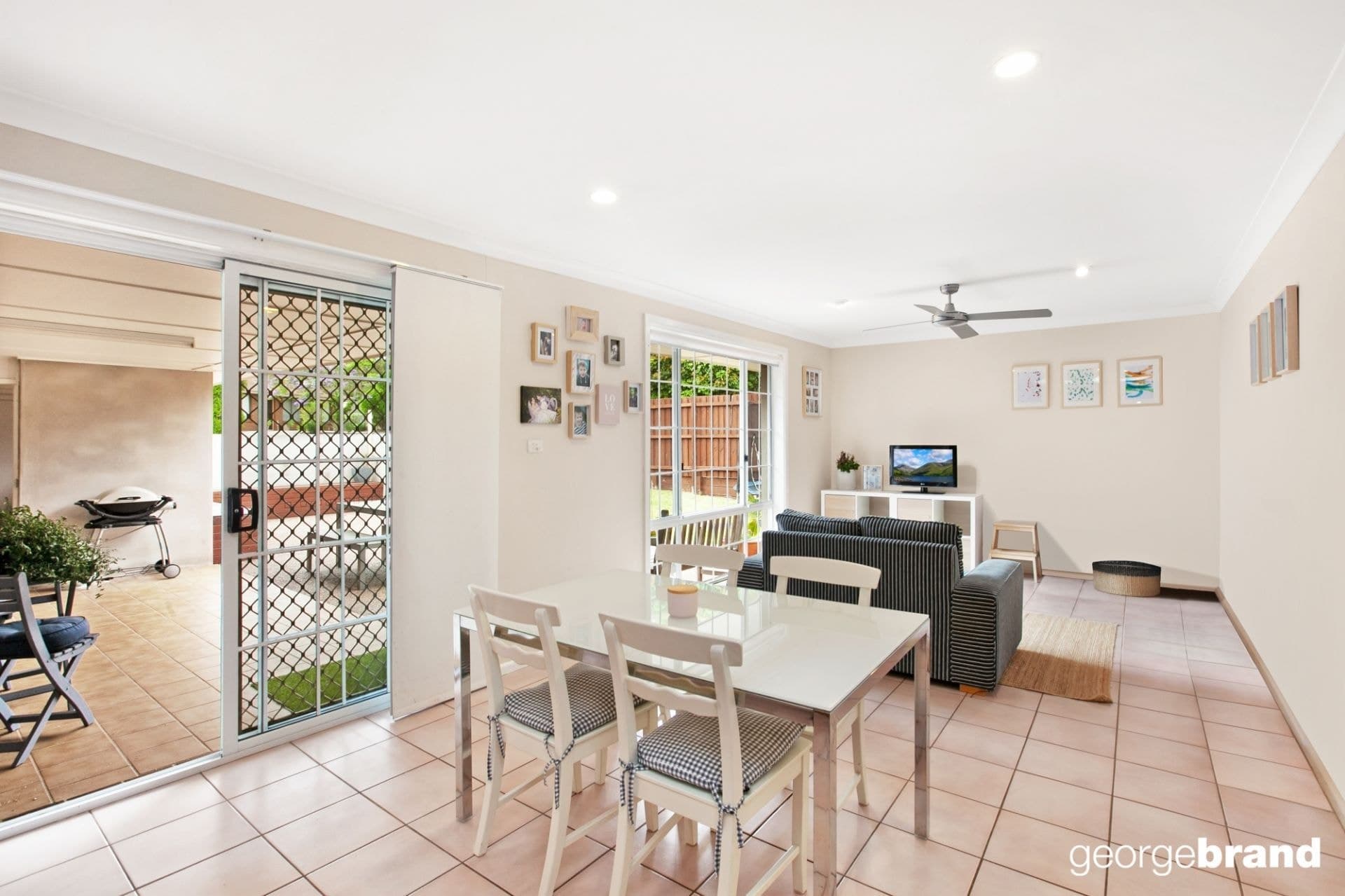 30 Scaysbrook Drive KINCUMBER NSW, Kincumber - Thumbnail 3