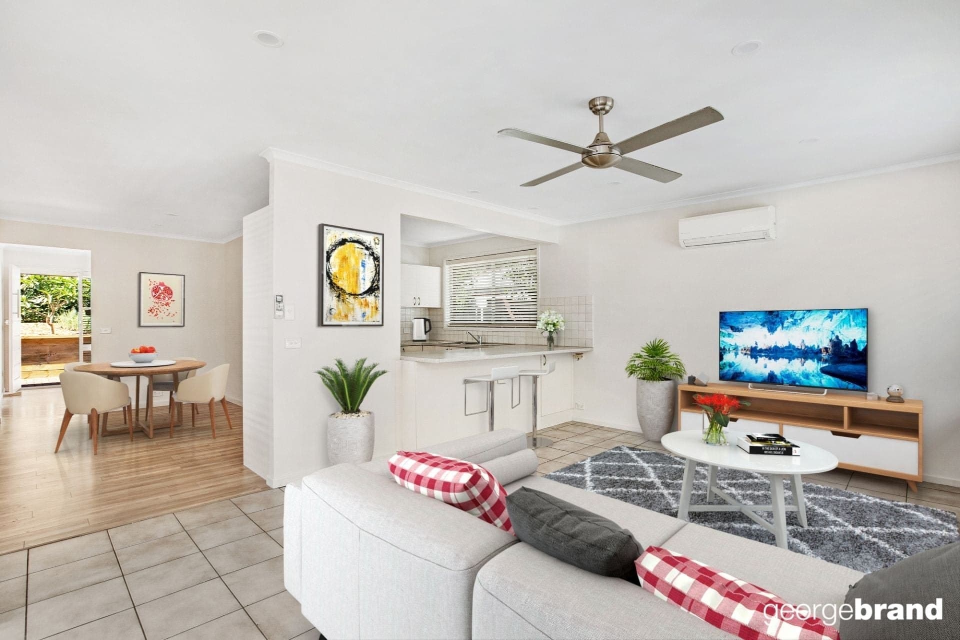 19 Brushwood Avenue KINCUMBER NSW, Kincumber - Image 1