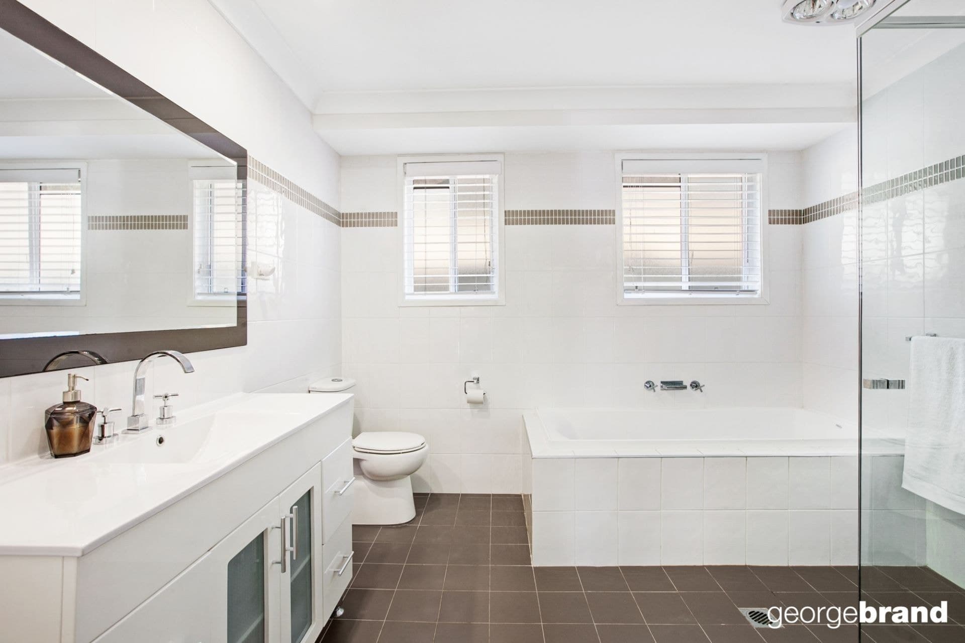 233 Empire Bay Drive EMPIRE BAY NSW, Empire Bay - Thumbnail 7