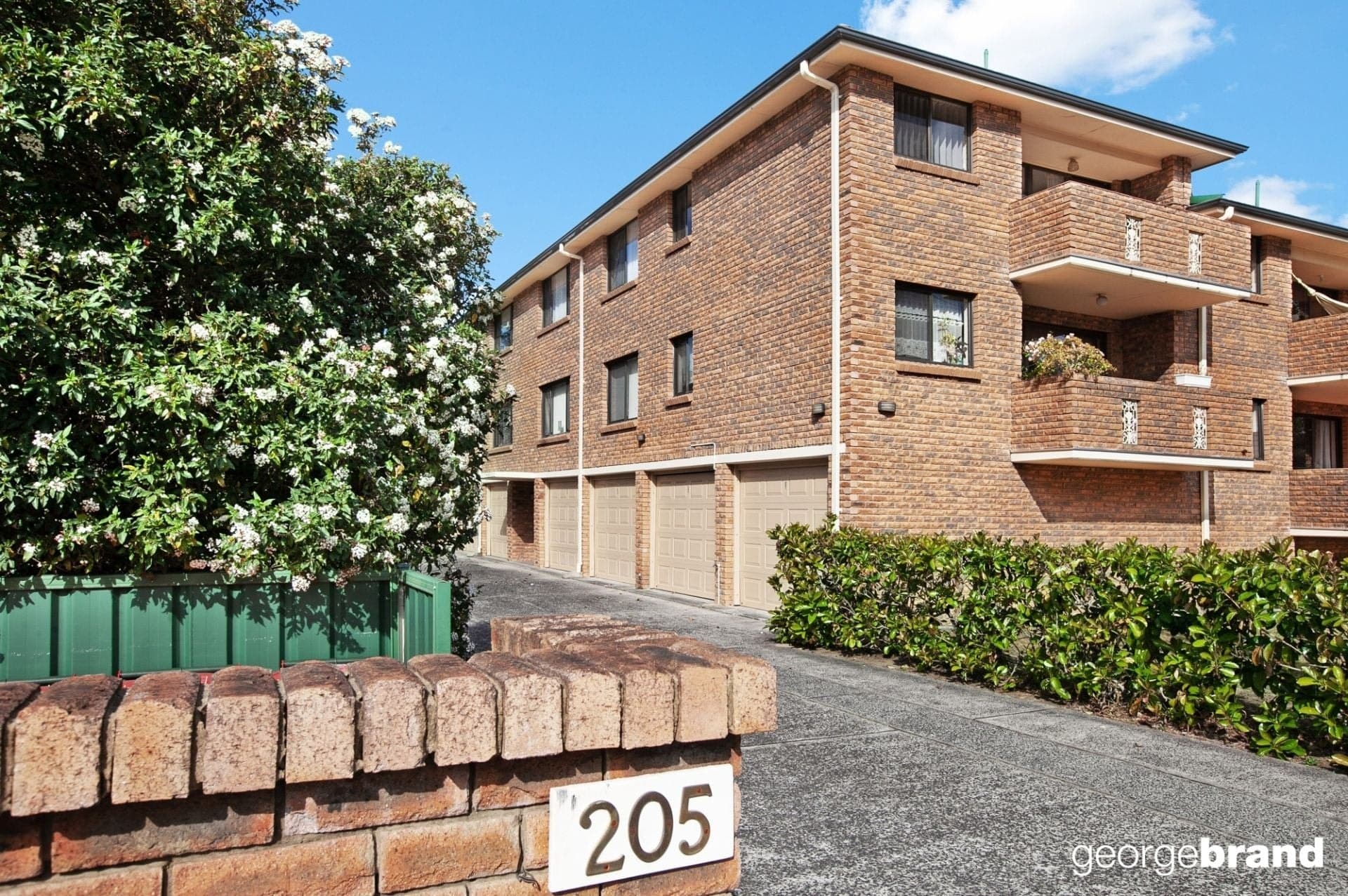6/205 Albany Street POINT FREDERICK NSW, Point Frederick - Image 1
