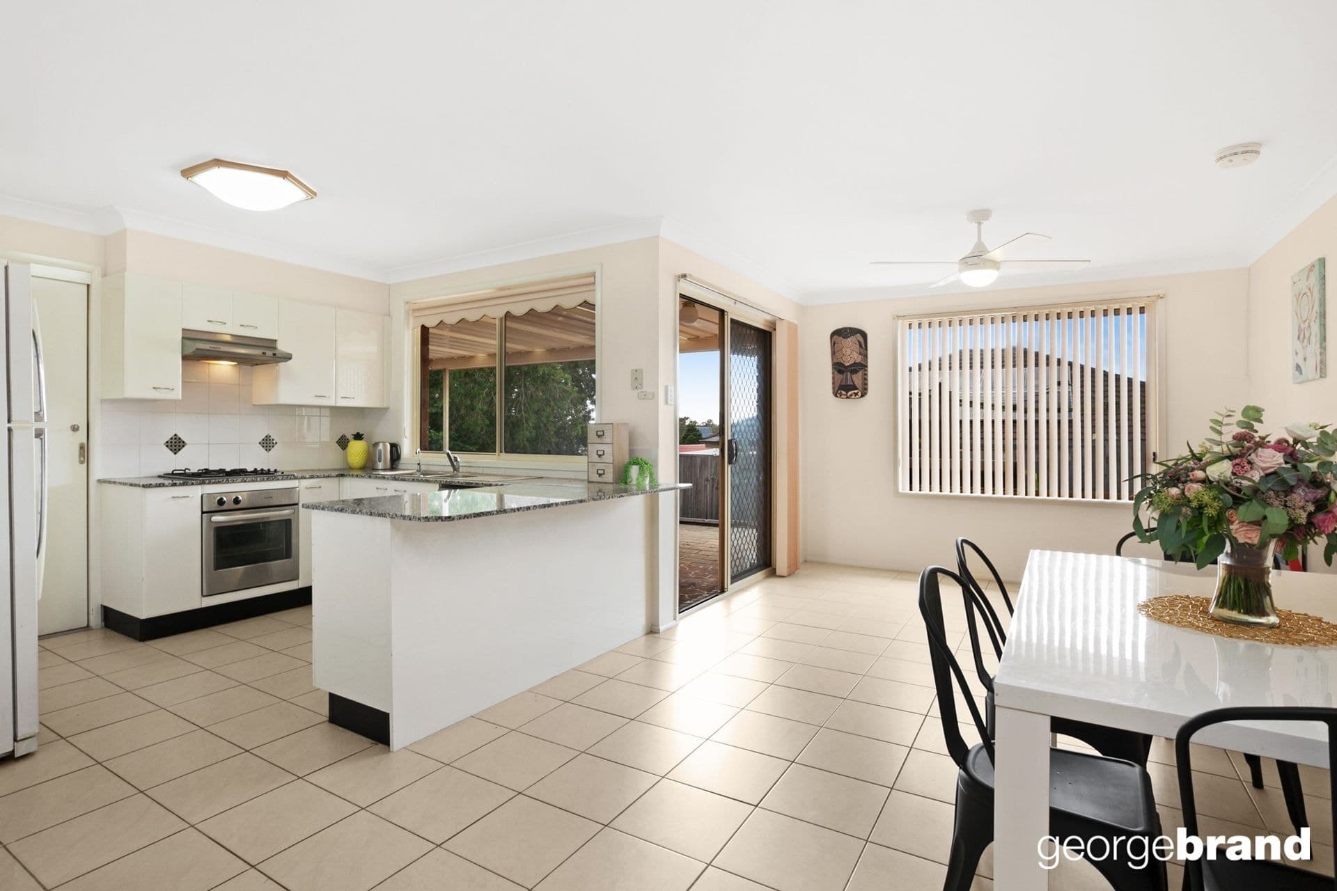 2/54 Brooke Avenue KILLARNEY VALE NSW, Killarney Vale - Thumbnail 3