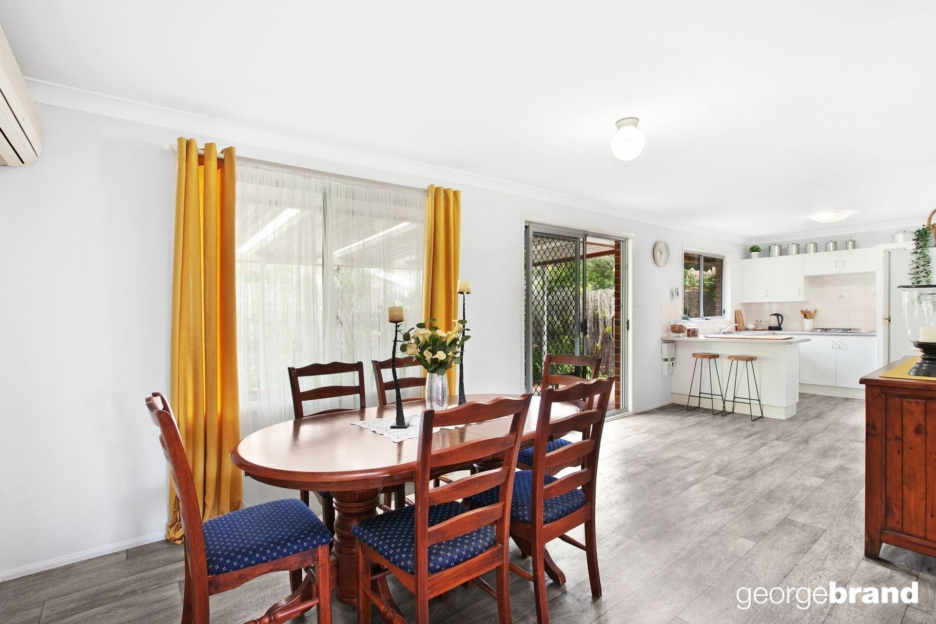 8 John Howe Place POINT CLARE NSW, Point Clare - Thumbnail 4