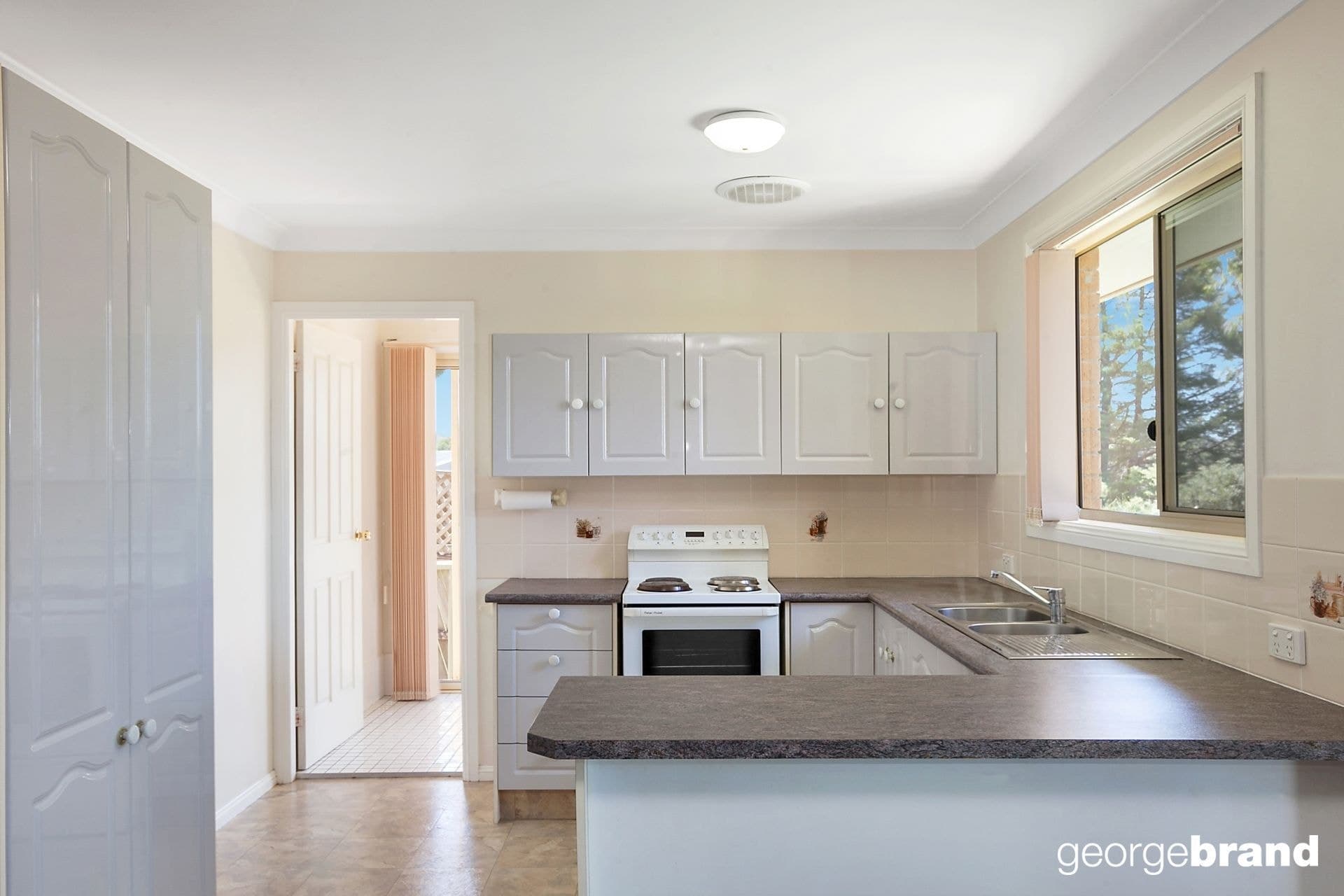 2/2 Island View Drive KINCUMBER NSW, Kincumber - Thumbnail 2