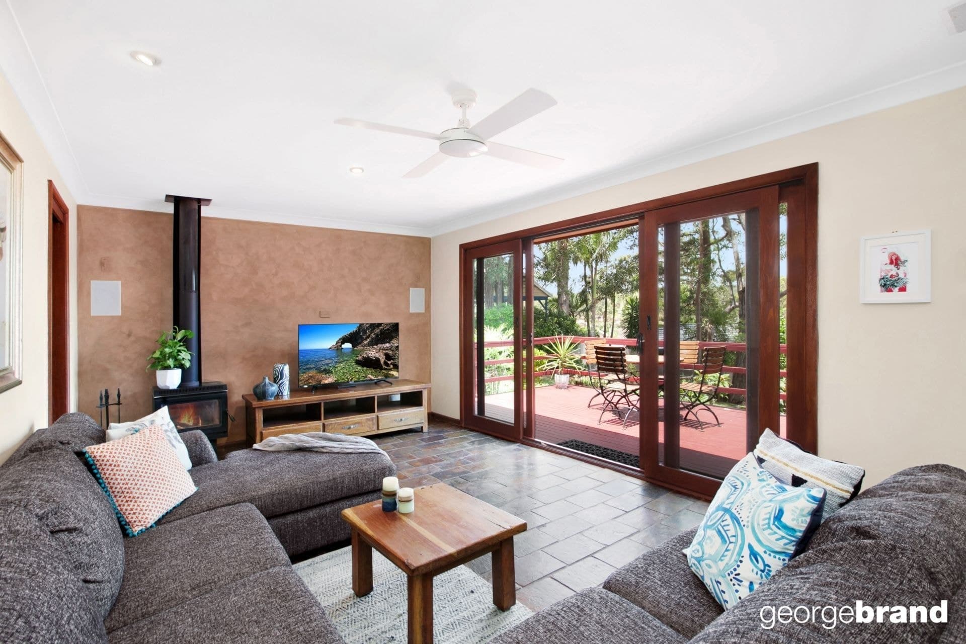 19 Julian Road KINCUMBER NSW, Kincumber - Thumbnail 5