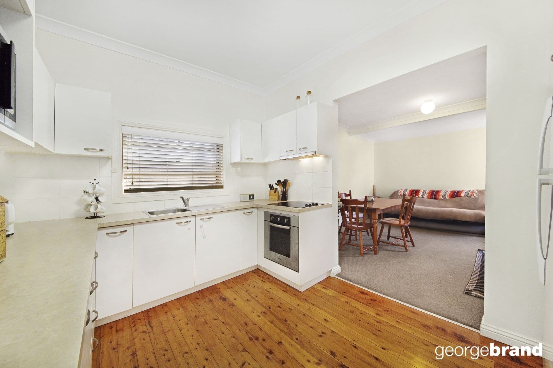 87 Hume Boulevard KILLARNEY VALE NSW, Killarney Vale - Thumbnail 3