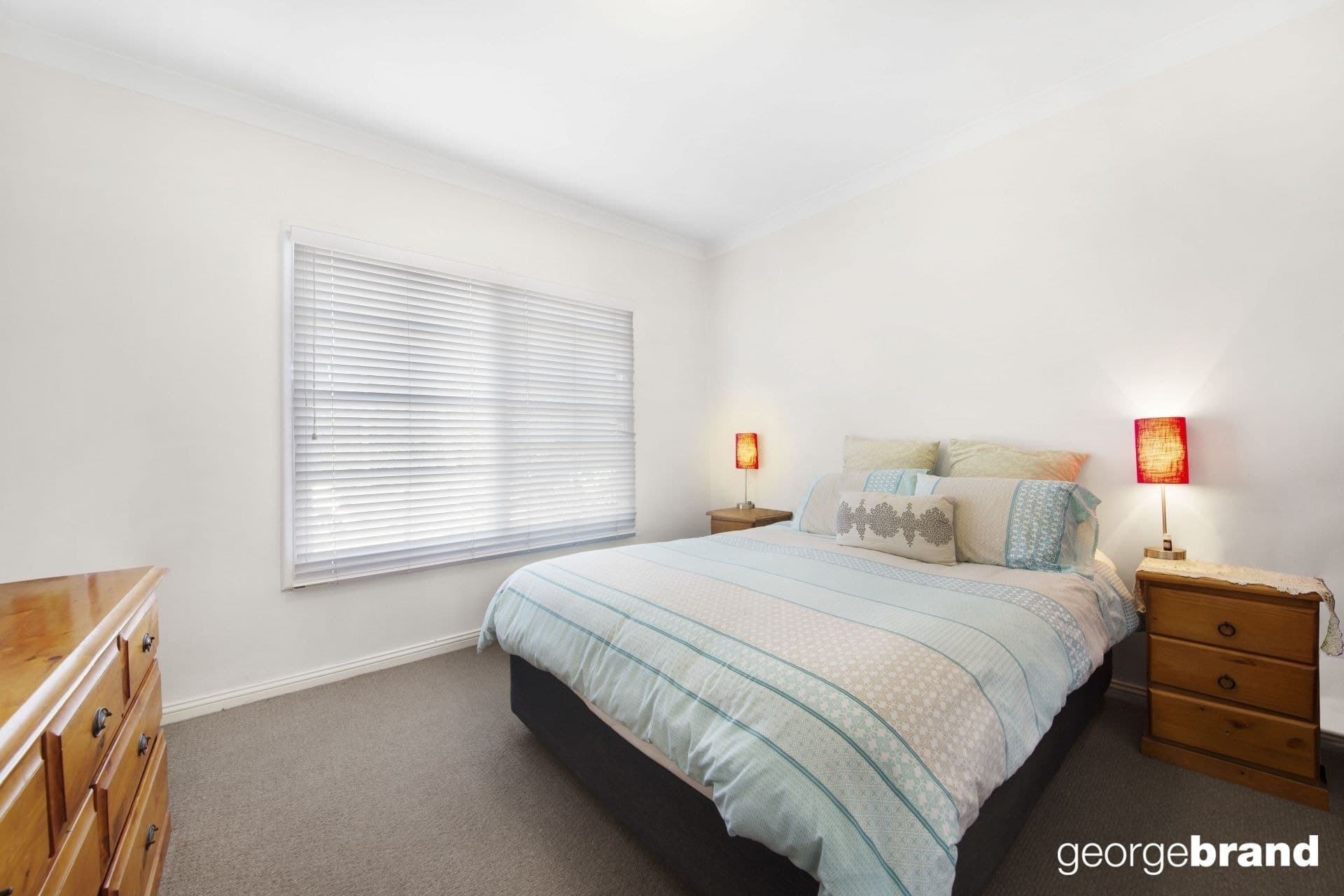 87 Hume Boulevard KILLARNEY VALE NSW, Killarney Vale - Thumbnail 4