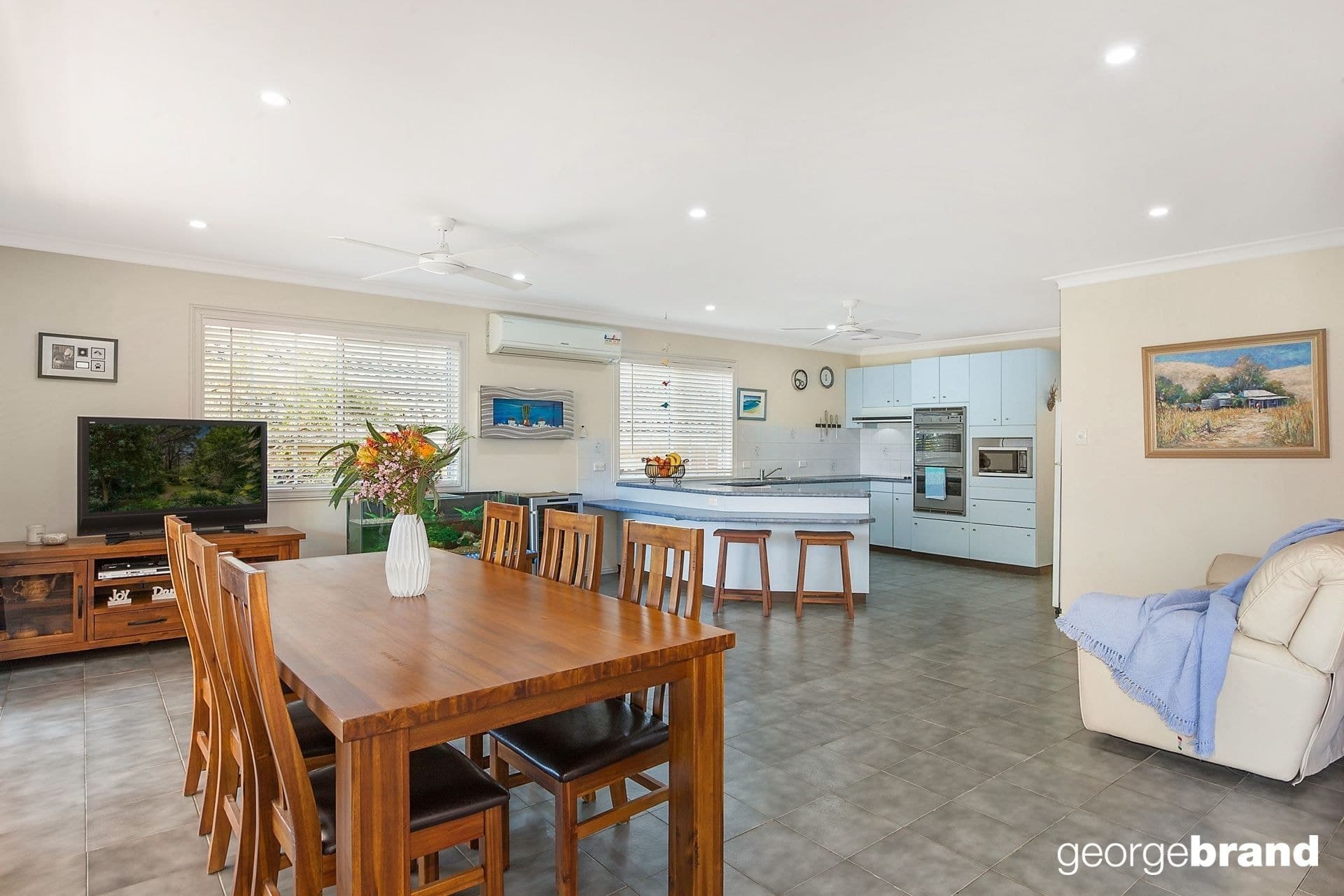 32 White Cedar Close GREEN POINT NSW, Green Point - Thumbnail 2