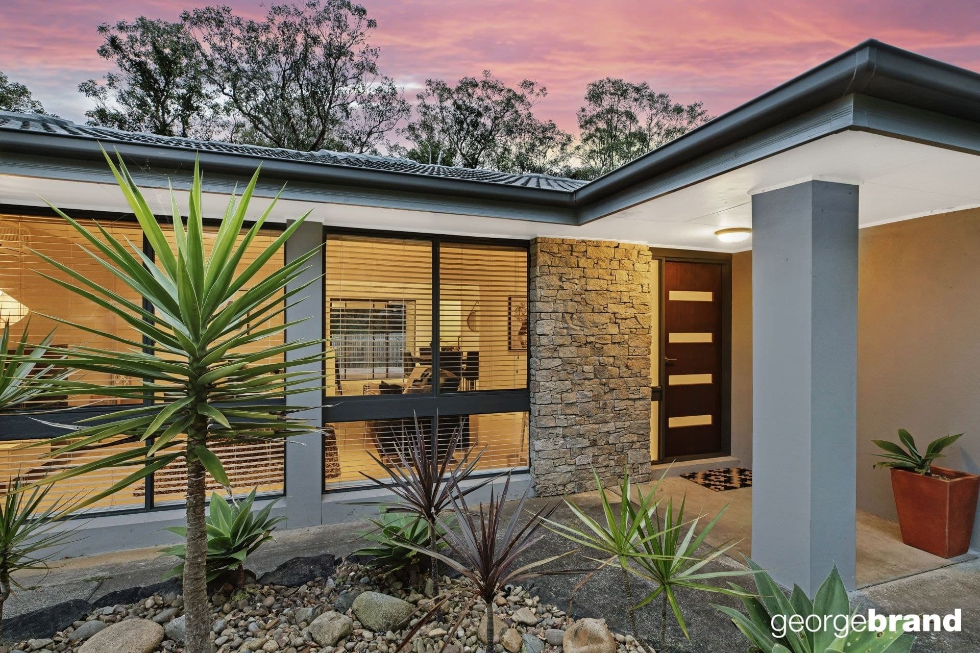 10 Shannon Close KINCUMBER NSW, Kincumber - Thumbnail 2