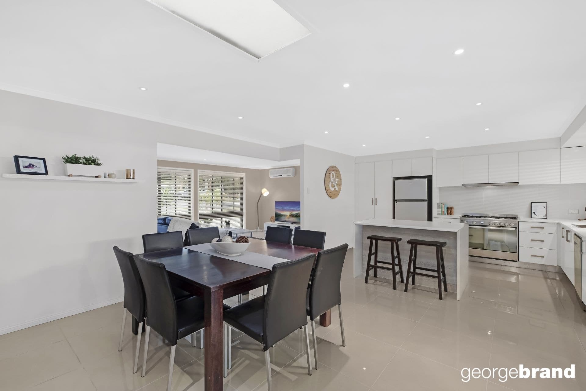 10 Shannon Close KINCUMBER NSW, Kincumber - Thumbnail 5