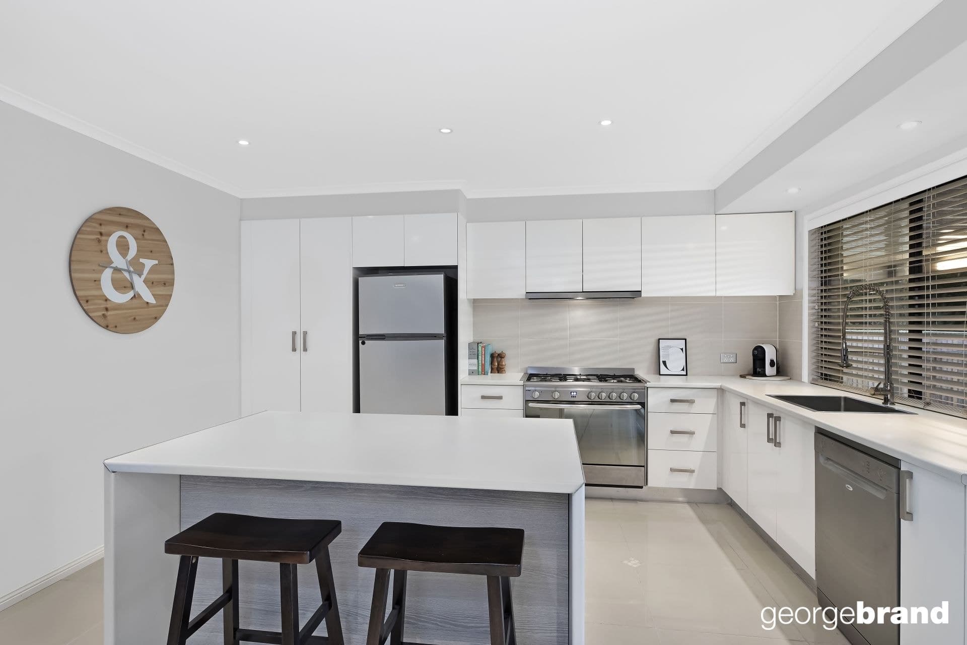 10 Shannon Close KINCUMBER NSW, Kincumber - Thumbnail 6