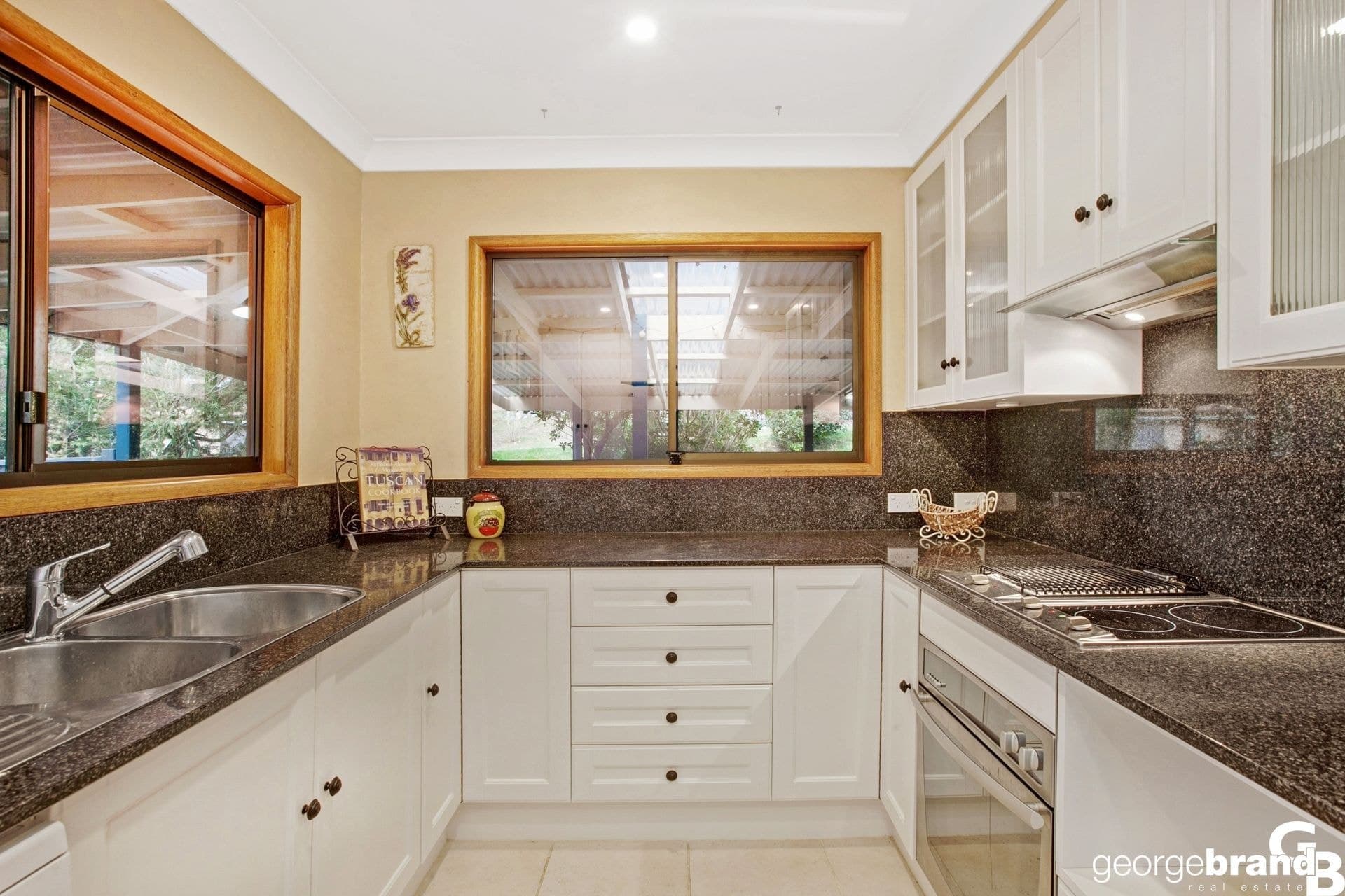 19 Dundulla Road KINCUMBER NSW, Kincumber - Thumbnail 3