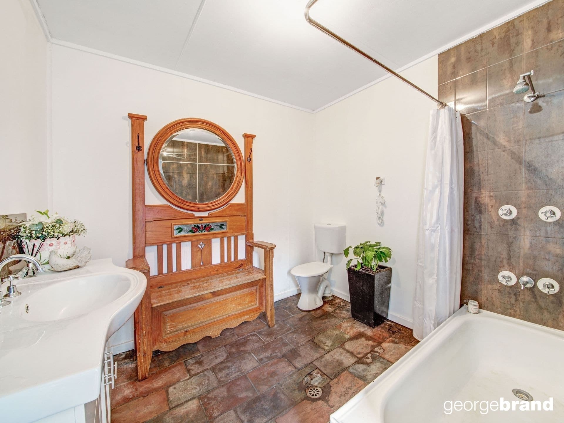 18 Oberton Street KINCUMBER NSW, Kincumber - Thumbnail 5