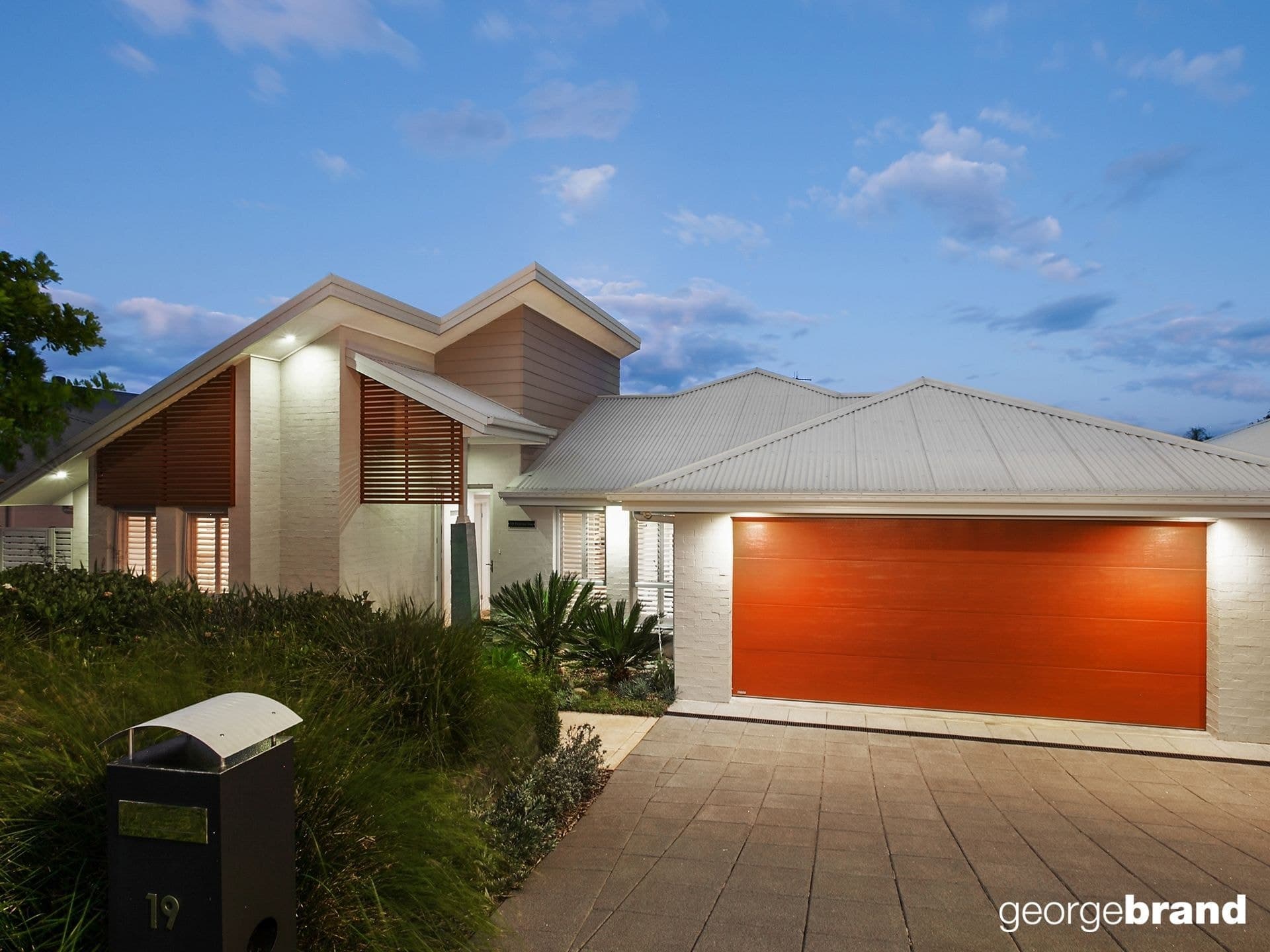 19 Figtree Bay Drive KINCUMBER NSW, Kincumber - Thumbnail 2