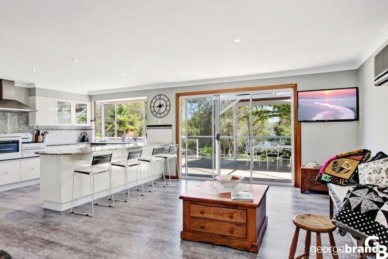4 Karuah Avenue KINCUMBER NSW, Kincumber - Thumbnail 3