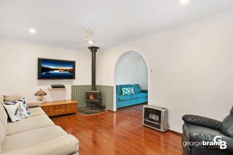 27 Greenfield Road EMPIRE BAY NSW, Empire Bay - Thumbnail 2