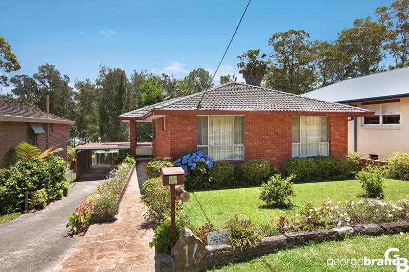 16 Asca Drive GREEN POINT NSW, Green Point - Thumbnail 2