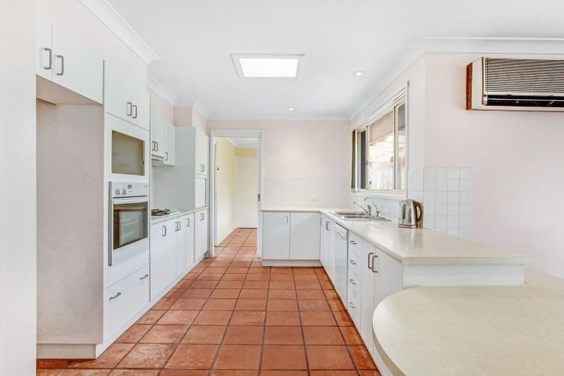27 Dalgety Crescent GREEN POINT NSW, Green Point - Thumbnail 4