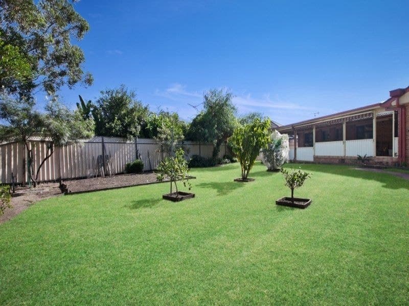 22 Greenlee Street GREEN POINT NSW, Green Point - Thumbnail 6