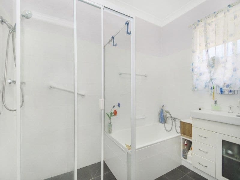 1/93 Avoca Drive KINCUMBER NSW, Kincumber - Thumbnail 4