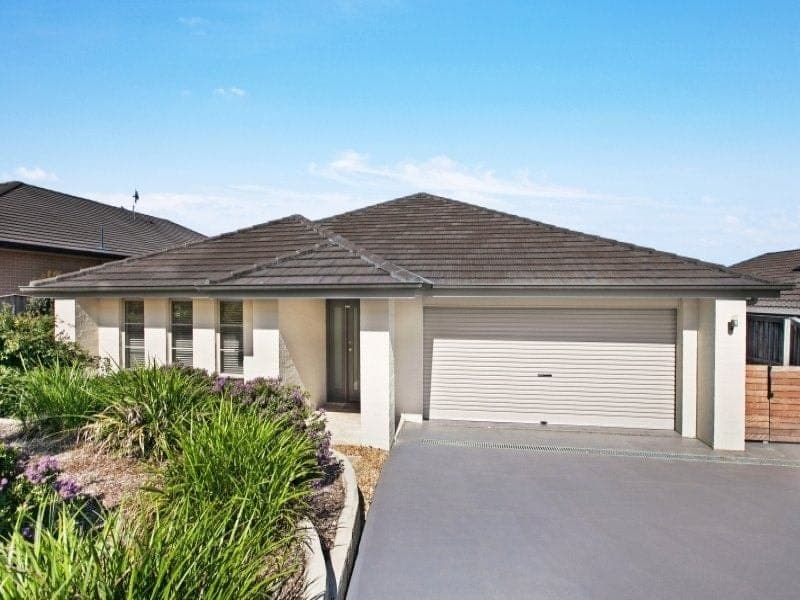 7 Figtree Bay Drive KINCUMBER NSW, Kincumber - Image 1