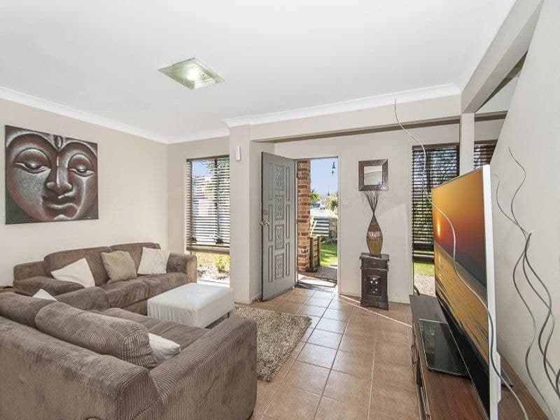 29 Algona Avenue KINCUMBER NSW, Kincumber - Thumbnail 2