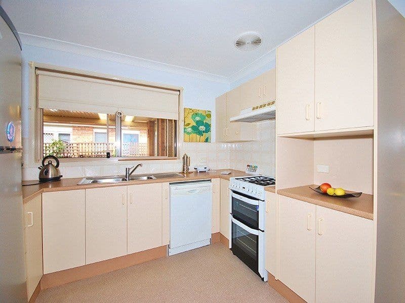 8 Wixstead Close POINT CLARE NSW, Point Clare - Thumbnail 4