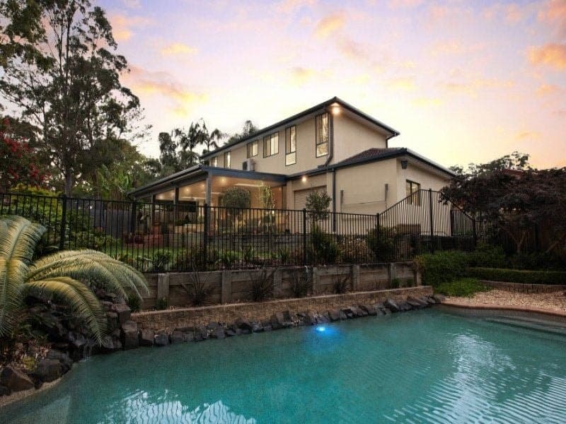 5 Sawyer Close GREEN POINT NSW, Green Point - Image 1