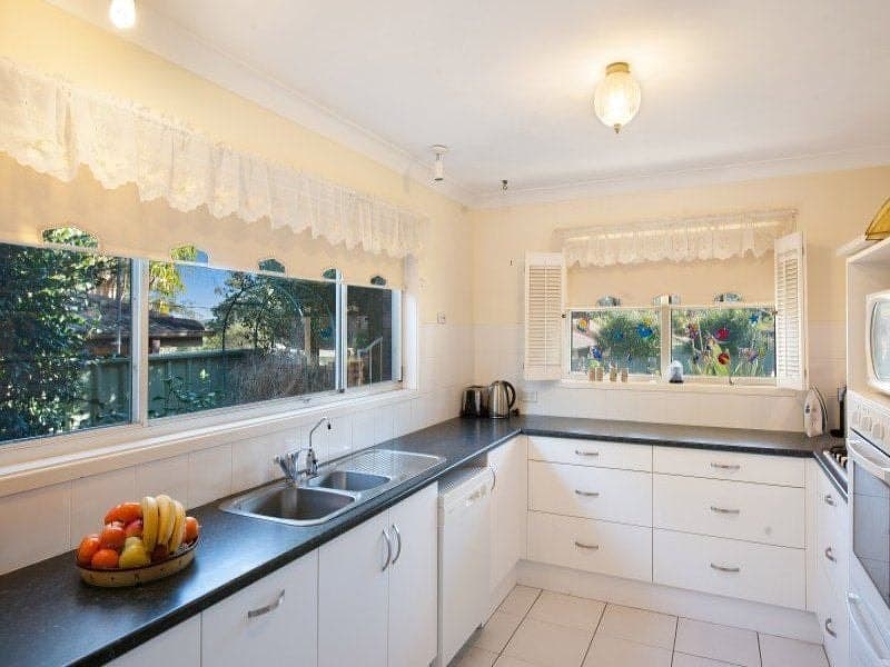 KINCUMBER, Kincumber - Image 1
