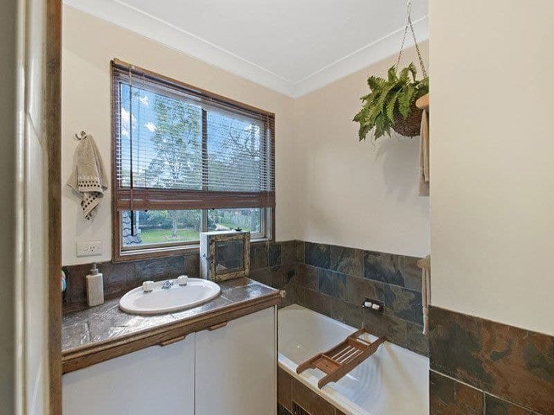 KINCUMBER, Kincumber - Thumbnail 8