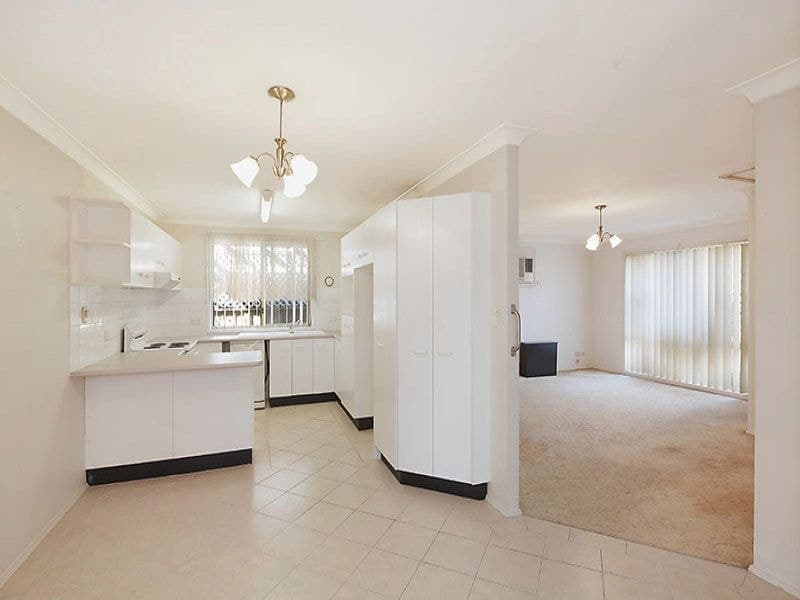 2/87 Avoca Drive KINCUMBER NSW, Kincumber - Thumbnail 2