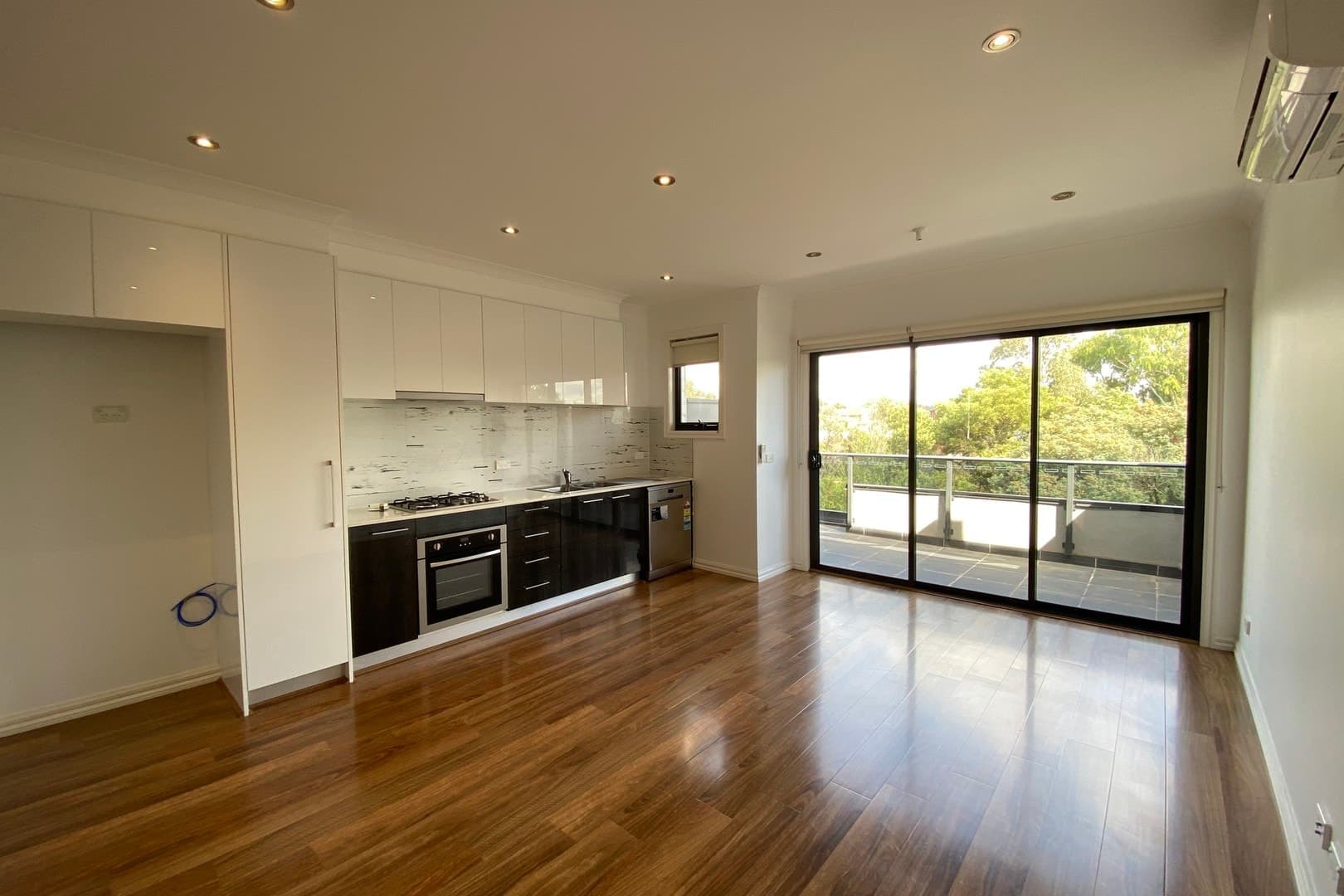 14/87-93 Radford Road, Reservoir, VIC 3073, Reservoir - Thumbnail 2