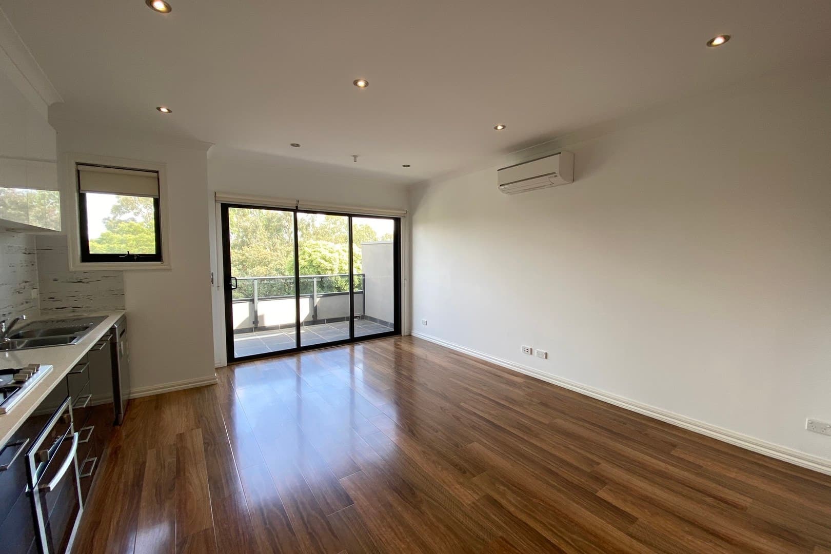 14/87-93 Radford Road, Reservoir, VIC 3073, Reservoir - Thumbnail 3