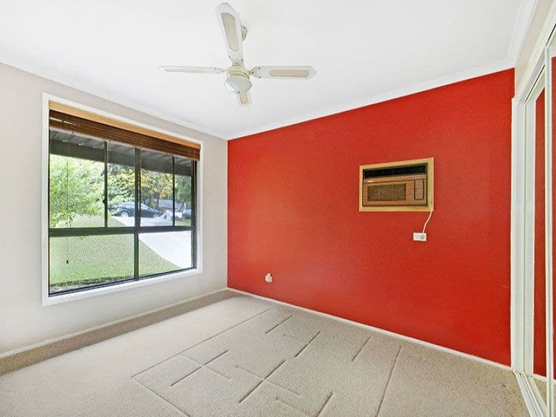 16 Cameron Crescent KINCUMBER NSW, Kincumber - Thumbnail 3