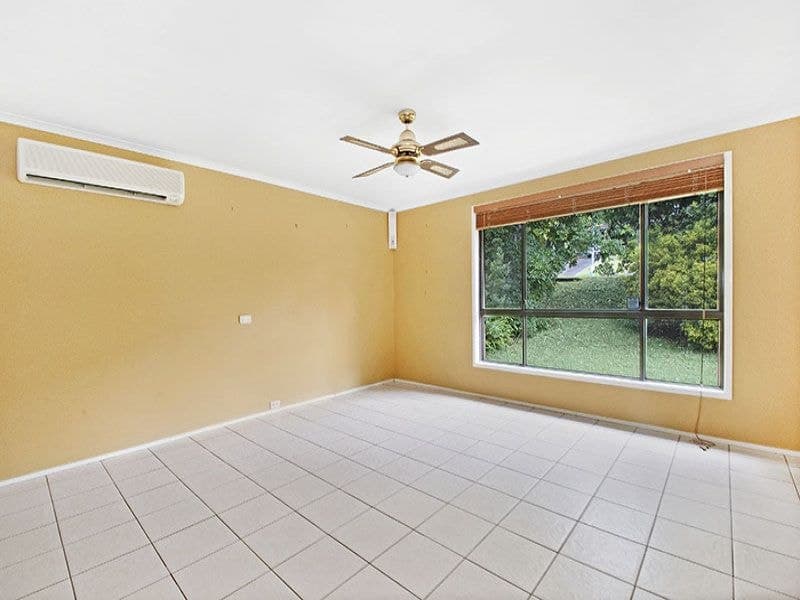 16 Cameron Crescent KINCUMBER NSW, Kincumber - Thumbnail 5