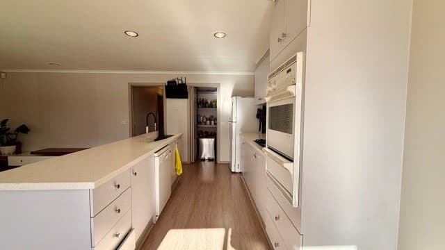 12 Wheat Walk, Delahey, VIC 3037, Delahey - Thumbnail 4