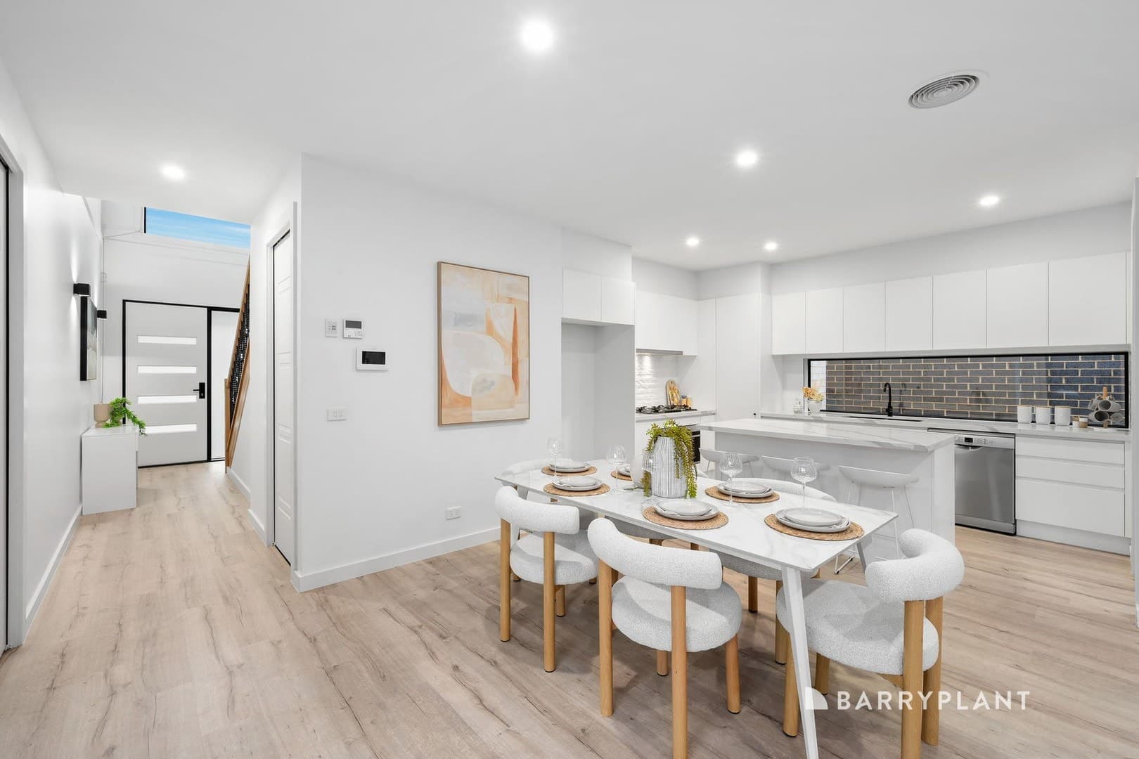 5A Taunton Drive, Bundoora, VIC 3083, Bundoora - Thumbnail 3