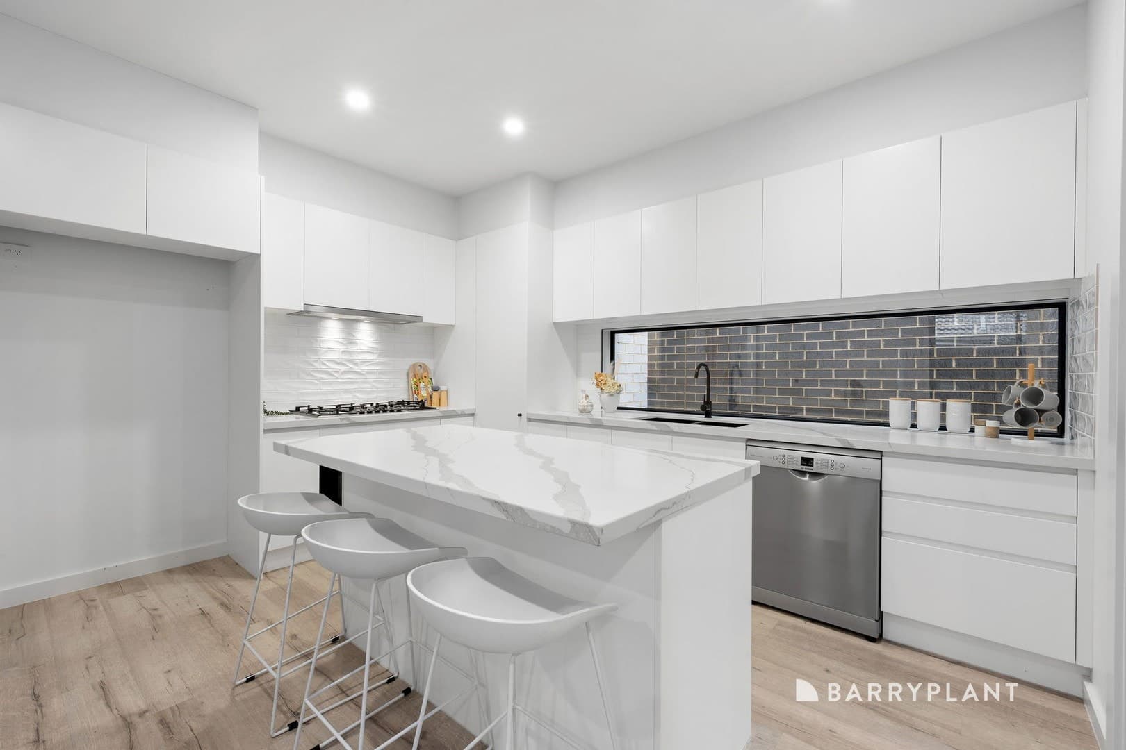 5A Taunton Drive, Bundoora, VIC 3083, Bundoora - Thumbnail 5