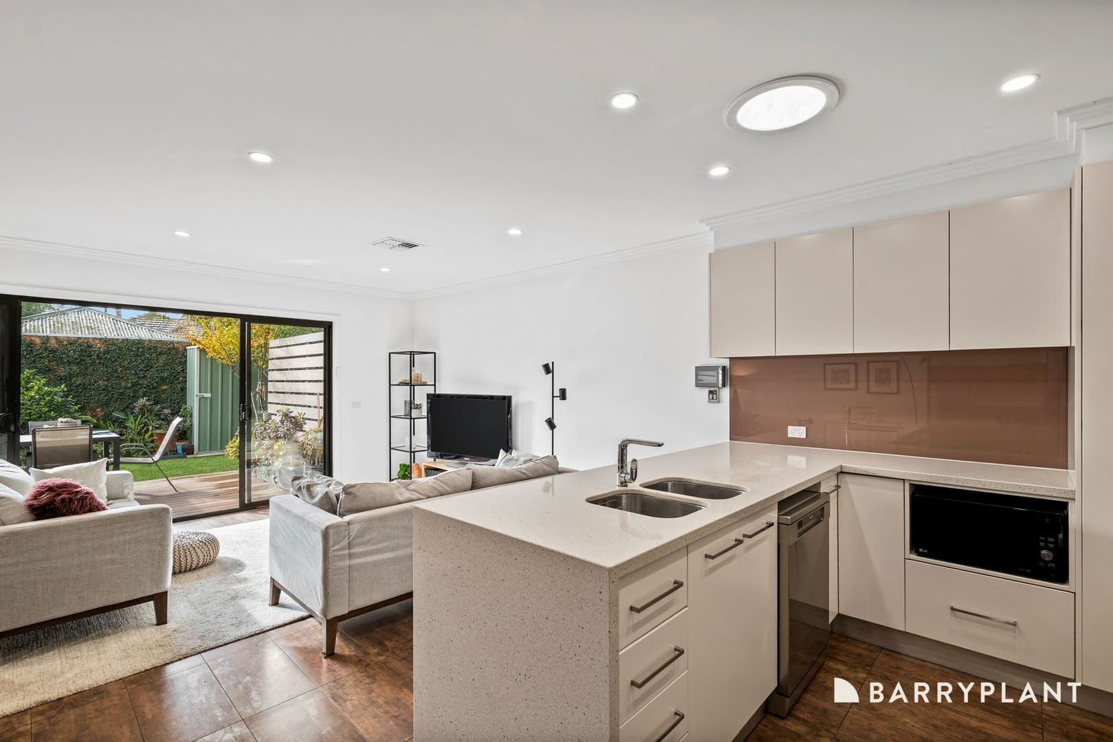 6 Benjamin Street, Sunshine, VIC 3020, Sunshine - Thumbnail 4