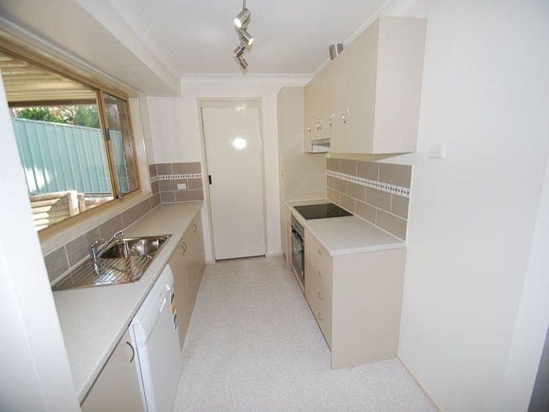 7 Cameron Crescent KINCUMBER NSW, Kincumber - Thumbnail 2