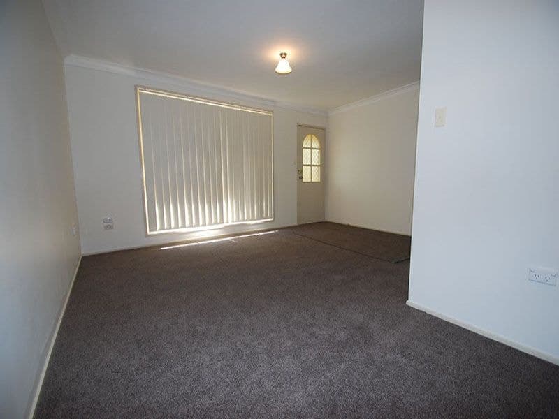 7 Cameron Crescent KINCUMBER NSW, Kincumber - Thumbnail 3