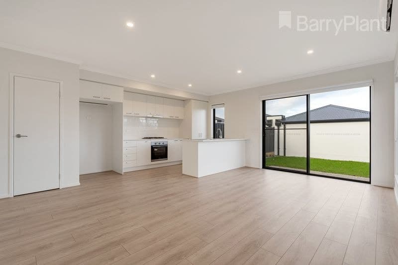 54 Templemore Road, Beveridge, VIC 3753, Beveridge - Thumbnail 2