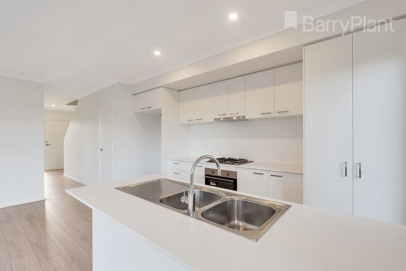 54 Templemore Road, Beveridge, VIC 3753, Beveridge - Thumbnail 4