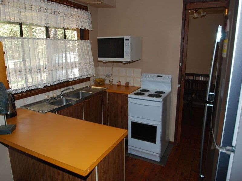 9 Gurrigal Street KINCUMBER NSW, Kincumber - Thumbnail 3