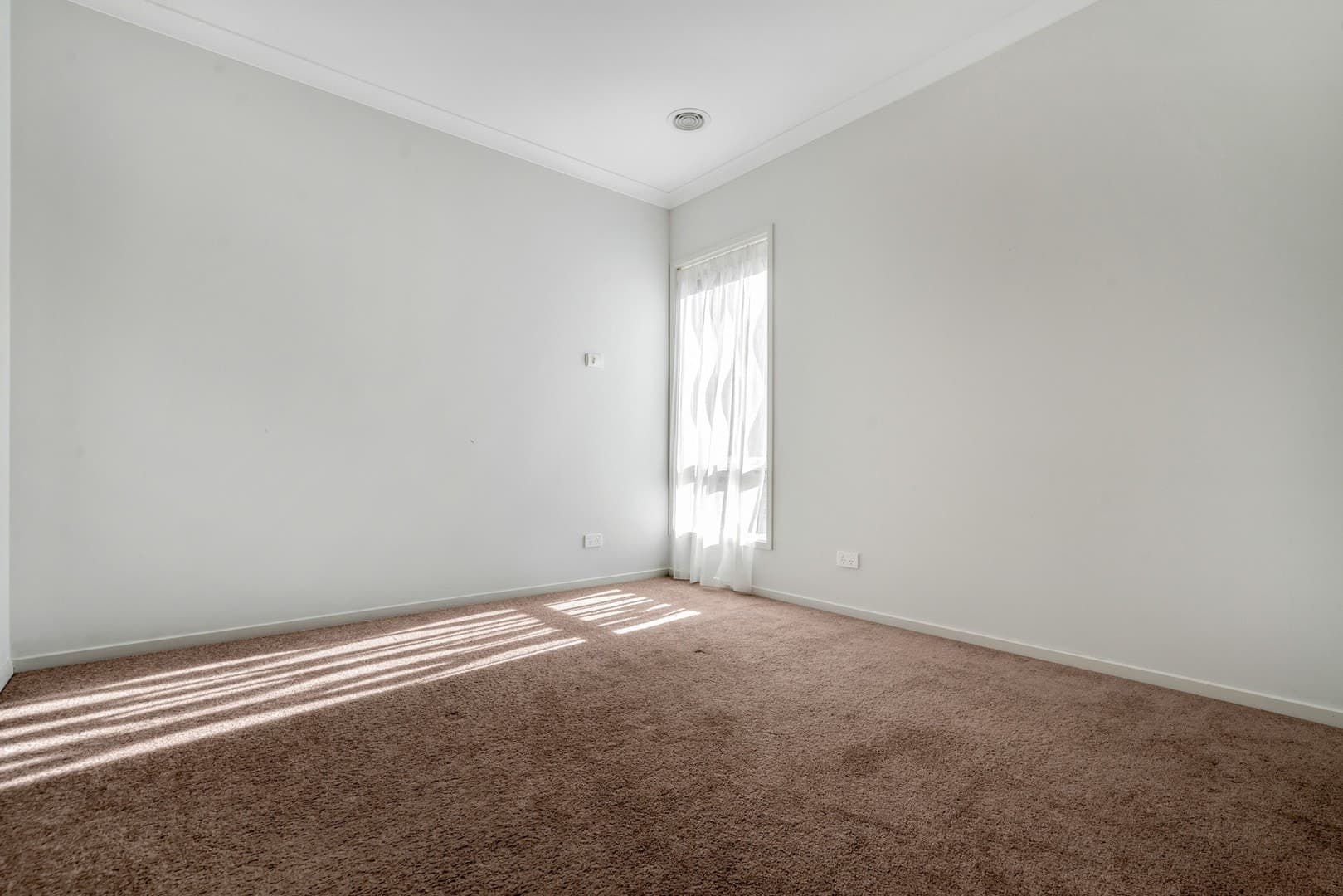 35 Travers Street, Craigieburn, VIC 3064, Craigieburn - Thumbnail 8